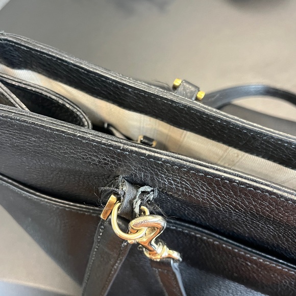 Gucci Black Leather Shoulder Bag - Picture 10 of 15